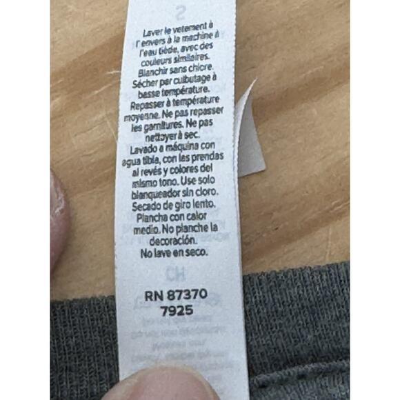 War Hippies T-Shirt Army Green Strength Protector Live Free Faith Love Men’s S - Picture 9 of 9